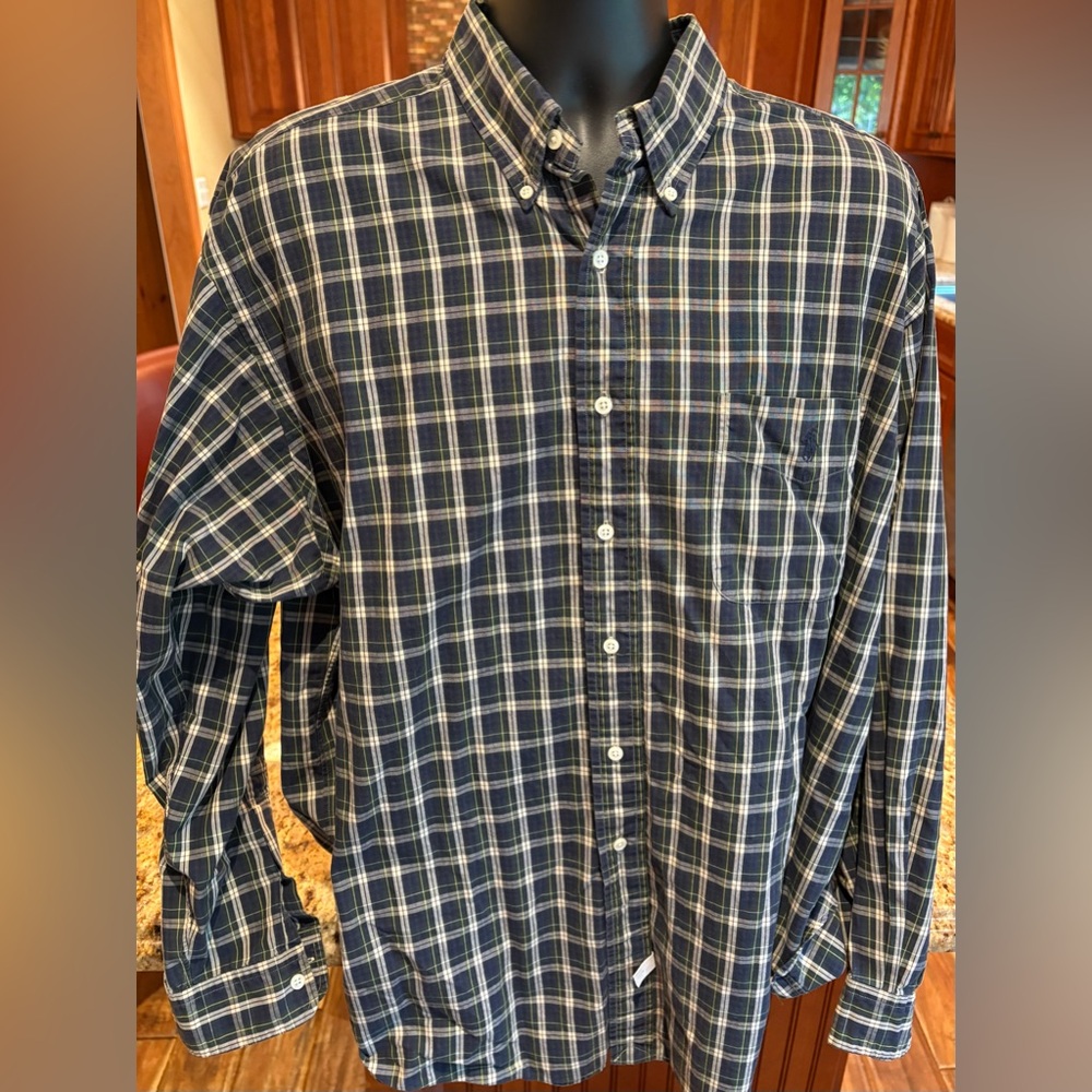 Ralph Lauren men’s button front shirt. Sharp Green‎ & Blue plaid w/classic logo.